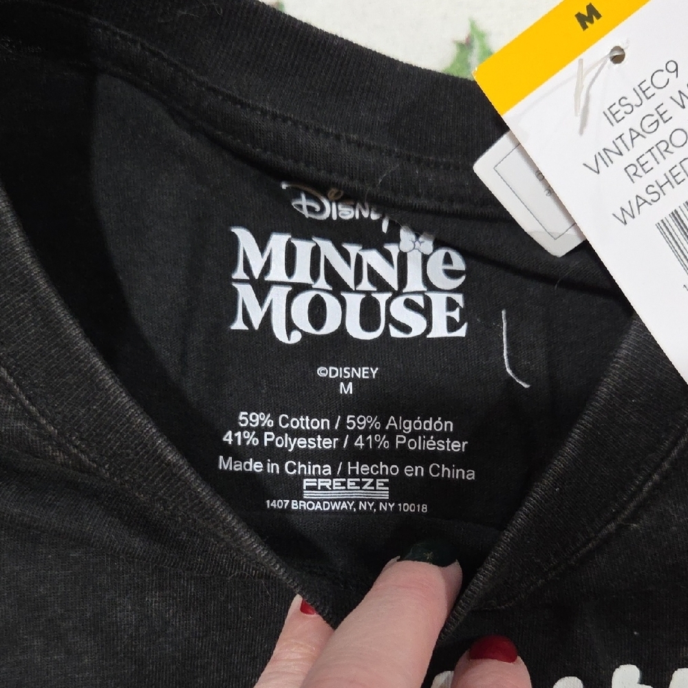 Disney Minnie Mouse Strawberry Market T-Shirt - Black - Picture 2 of 4